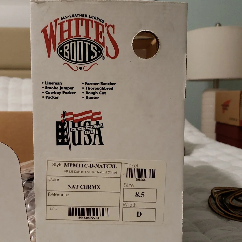 New In Box Brown Mens 8.5D White's Boots - Picture 2 of 12